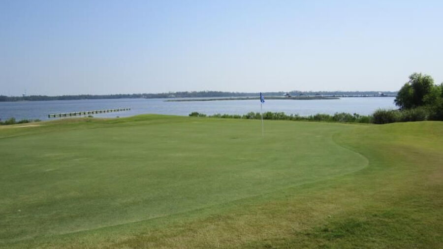 Bay Breeze GC