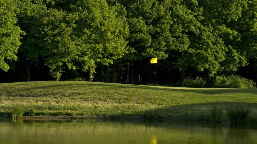 Hersham GC