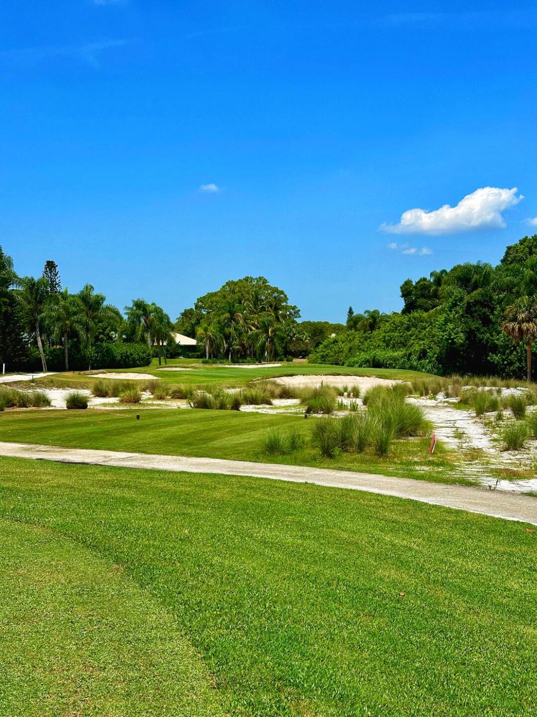 Crane Watch Club, hole 16 (Photo submitted by TimGavrichGP on 11/29/2024)