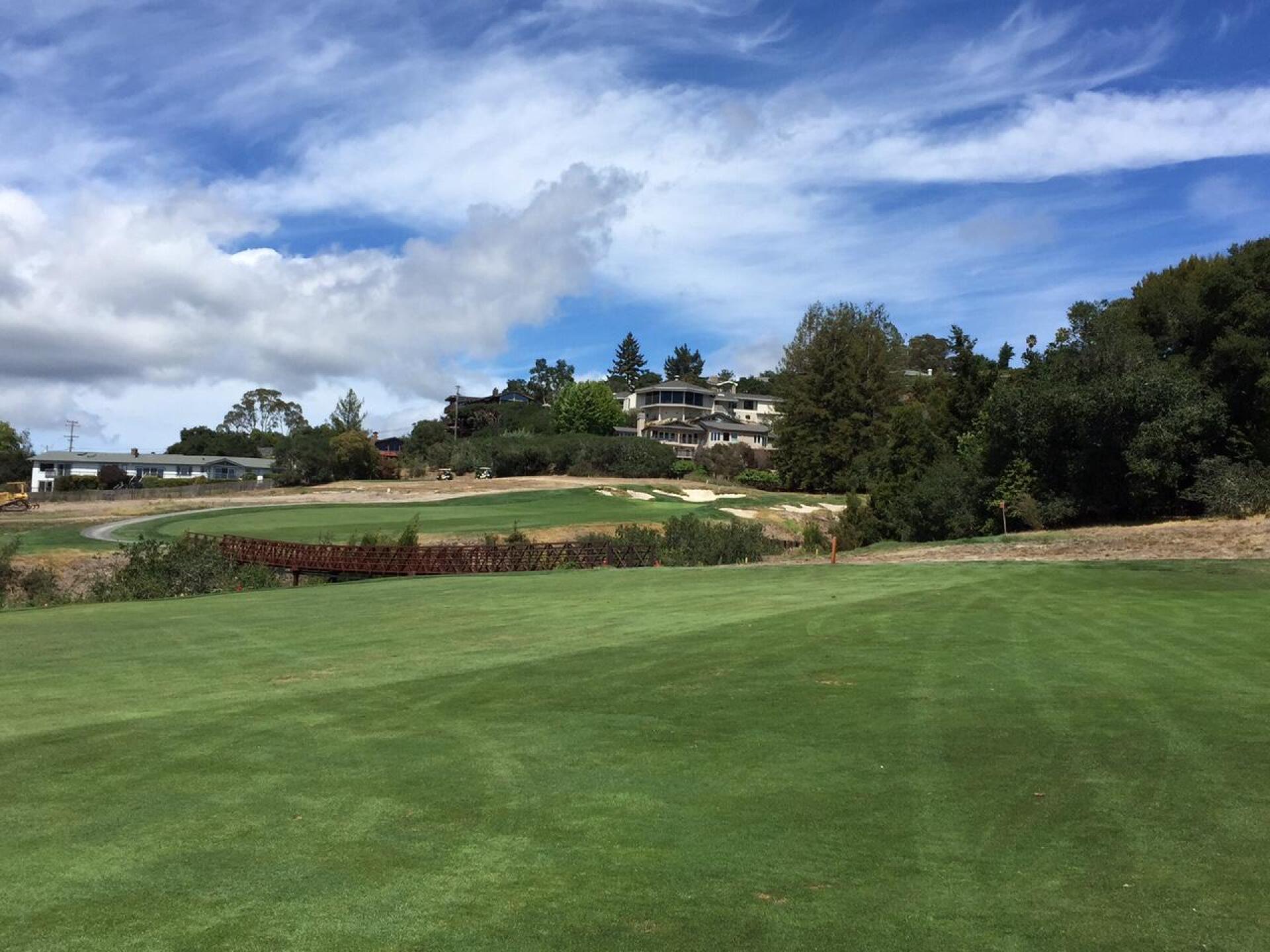 11th Hole (Photo submitted by GolfGuy7745 on 09/02/2015)