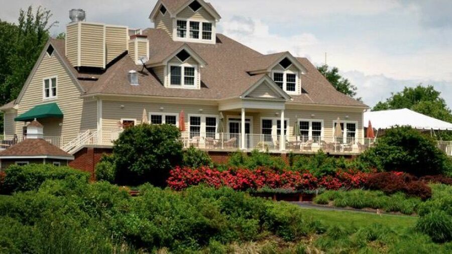 GC at South River: clubhouse