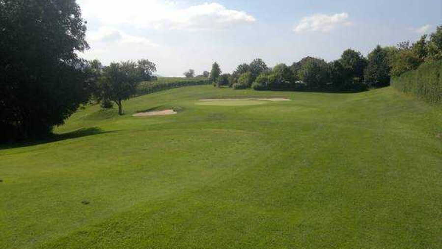 Schlossgut Neumagenheim GC: pitch & putt area