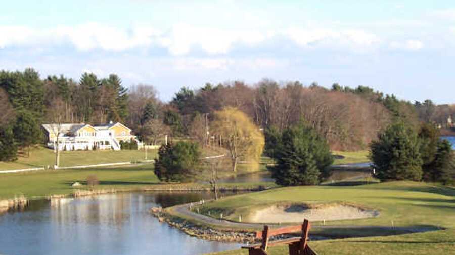 Lakeville CC