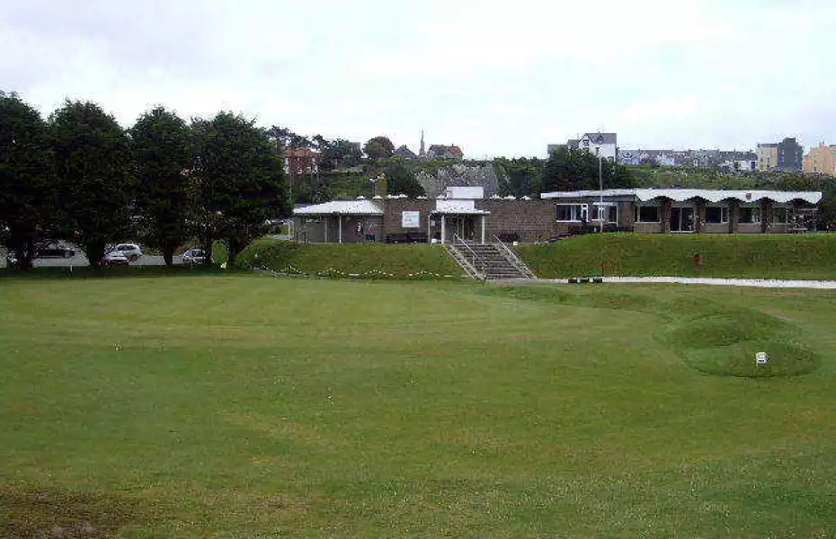 Tenby GC: 18th hole