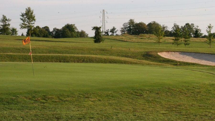 Concord Crest GC: #18