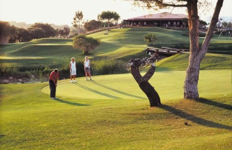 Balaia Village GC: clubhouse