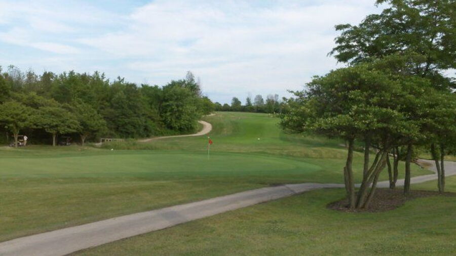 St. Clair Parkway GC: #18