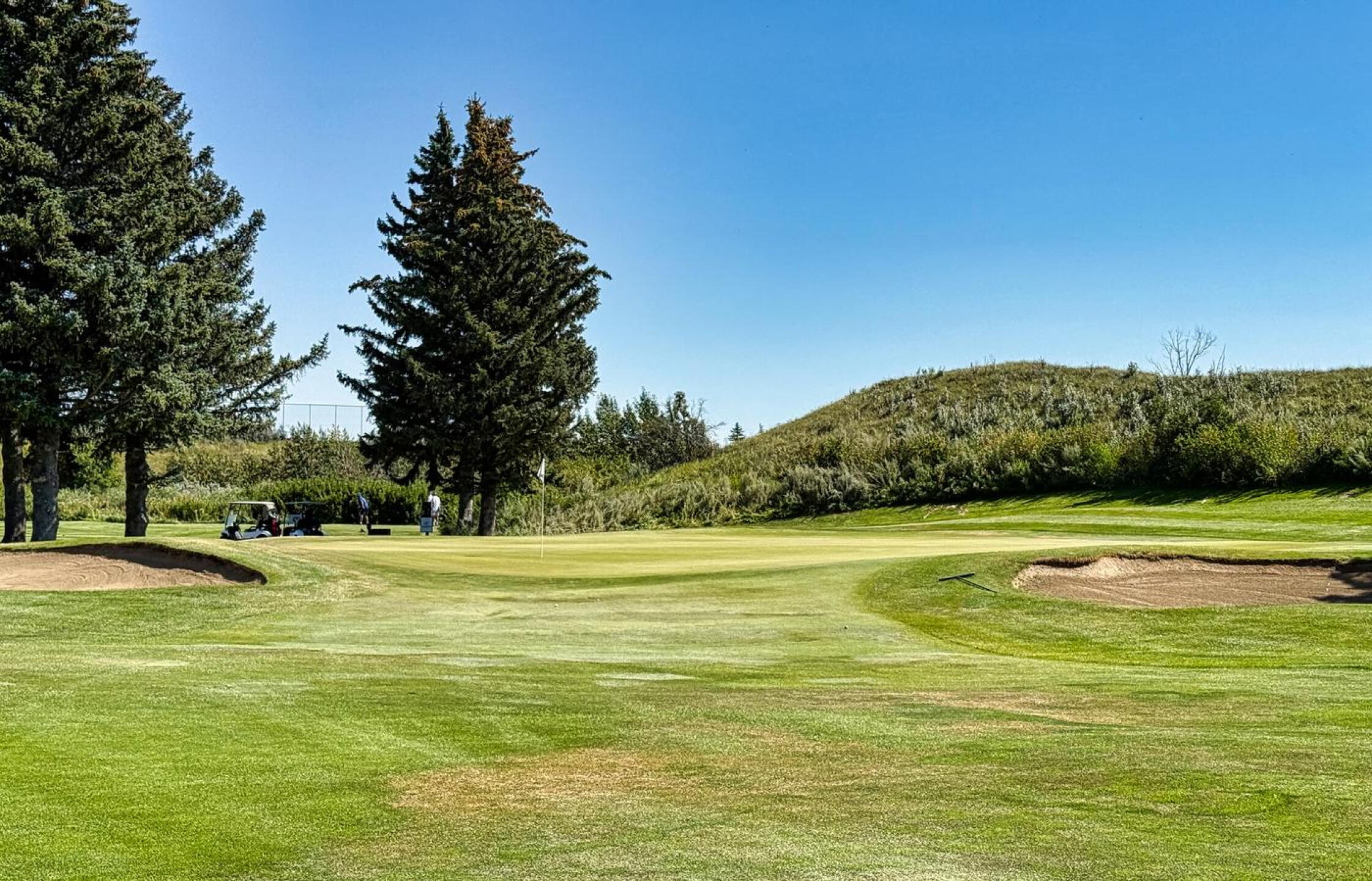 Magrath Golf Club, Hole 4, Par 5, 475 yds (Photo submitted by DYakimec on 12/10/2025)