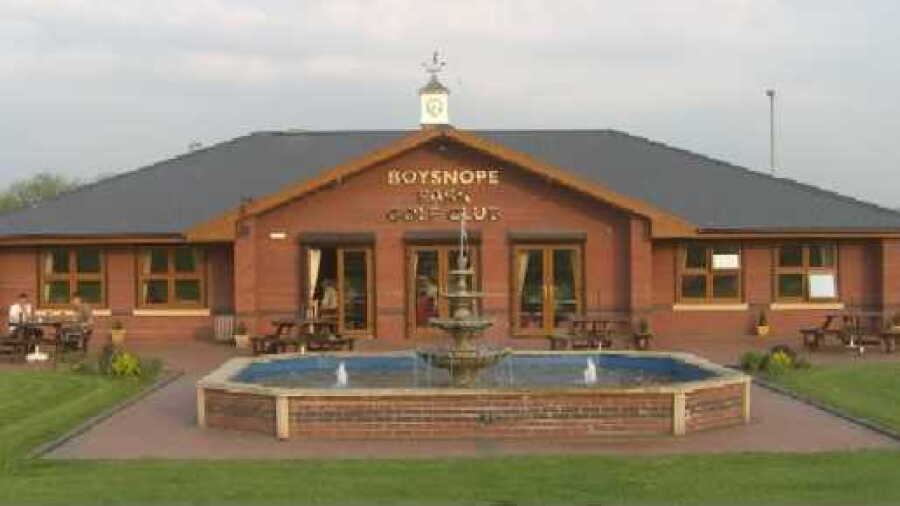 Boysnope Park GC: Clubhouse