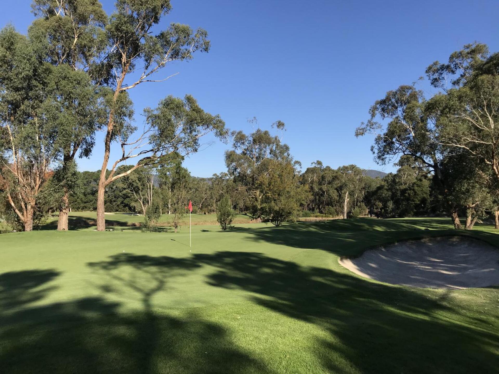 10th Green (Photo submitted by theglasseyegolfer on 04/30/2021)