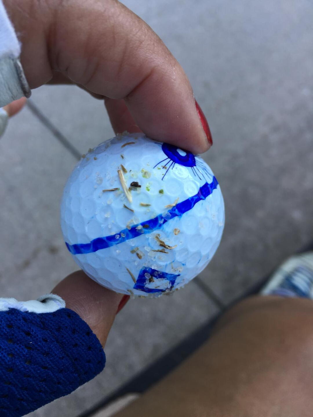 Ball cannot roll straigjt (Photo submitted by u3210677 on 07/30/2019)