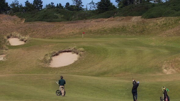 Bandon Dunes golf course - hole 1