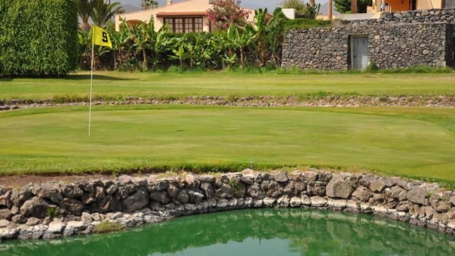 Amarilla GCC - Pitch & Putt: #9