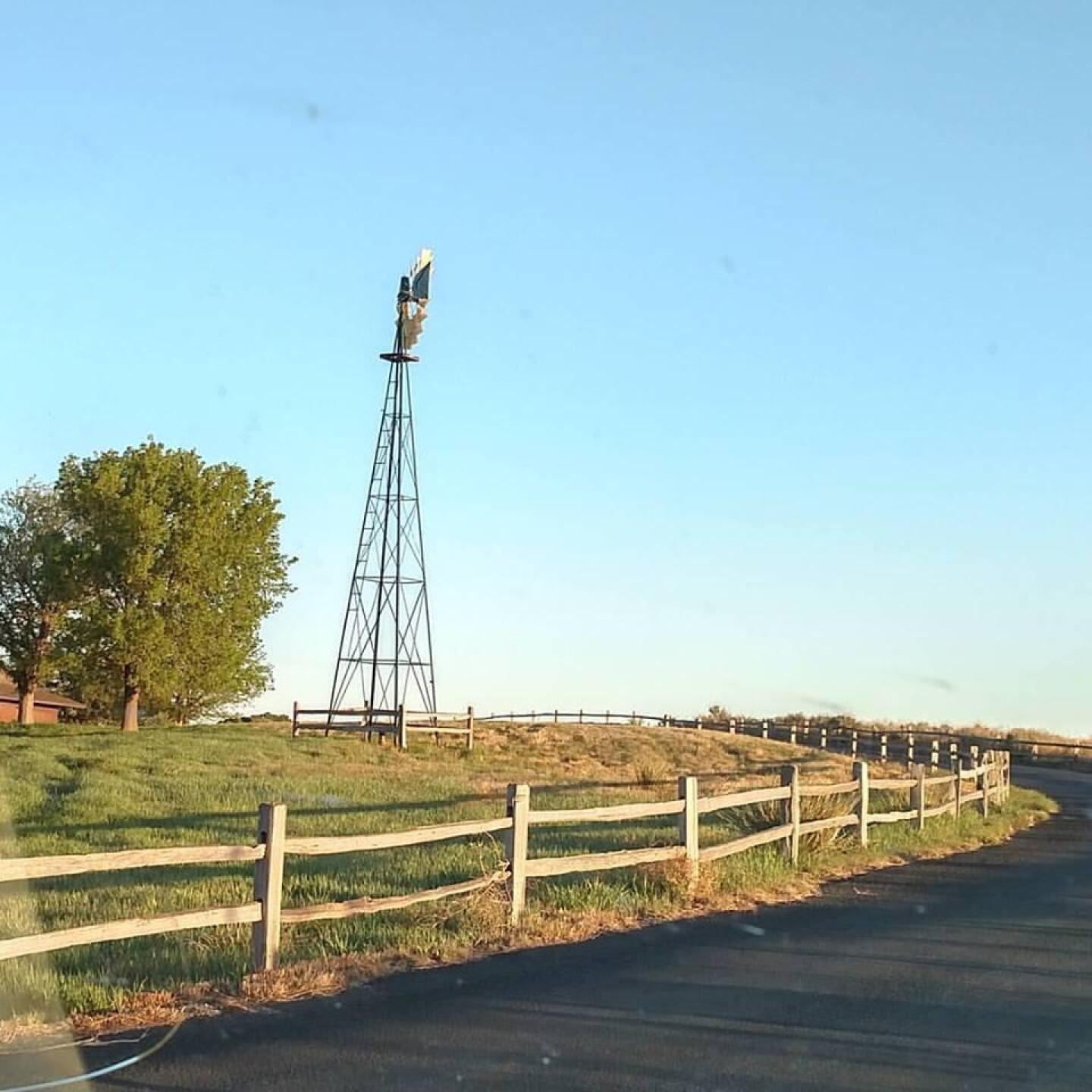 Scenic entry... (Photo submitted by sorenj on 04/29/2017)