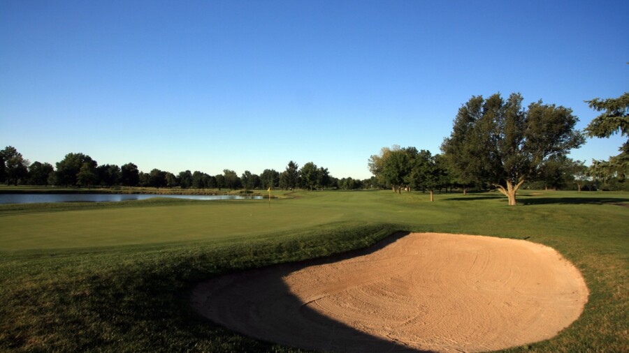 Riviera Country Club