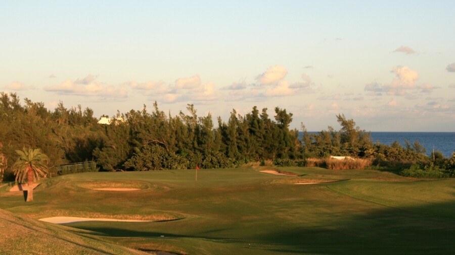 Mid Ocean Club - hole 18