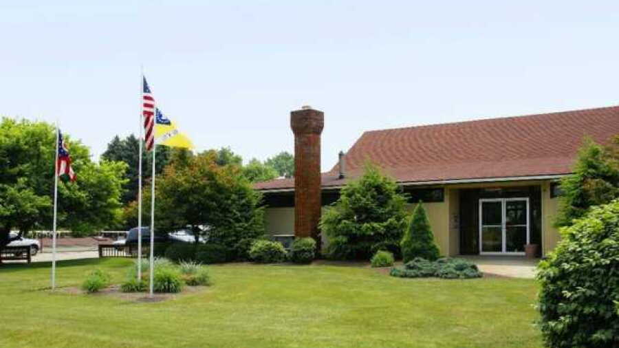 Fox Den GC: clubhouse