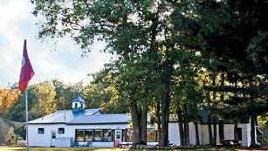 Lakeview Golf & Pizza