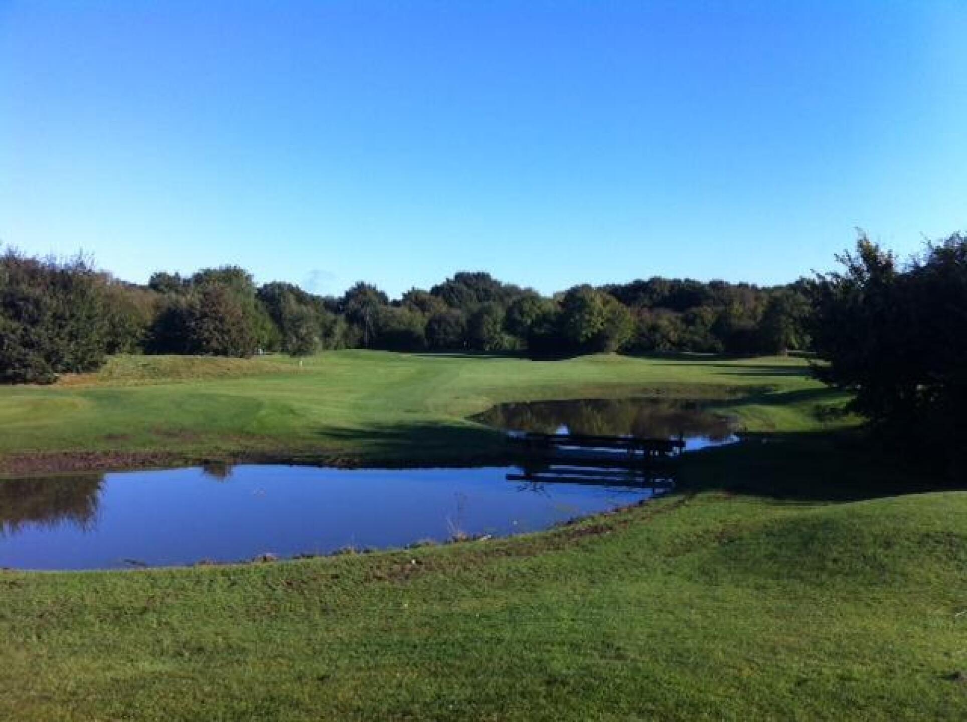 Stunning hole! (Photo submitted by FinDaly on 03/12/2018)