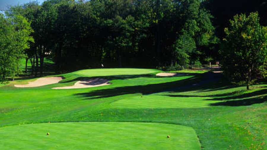 Red at Hartford GC: #17