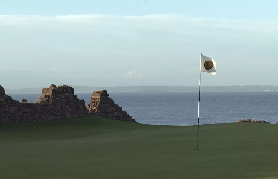 Renaissance Club: #3