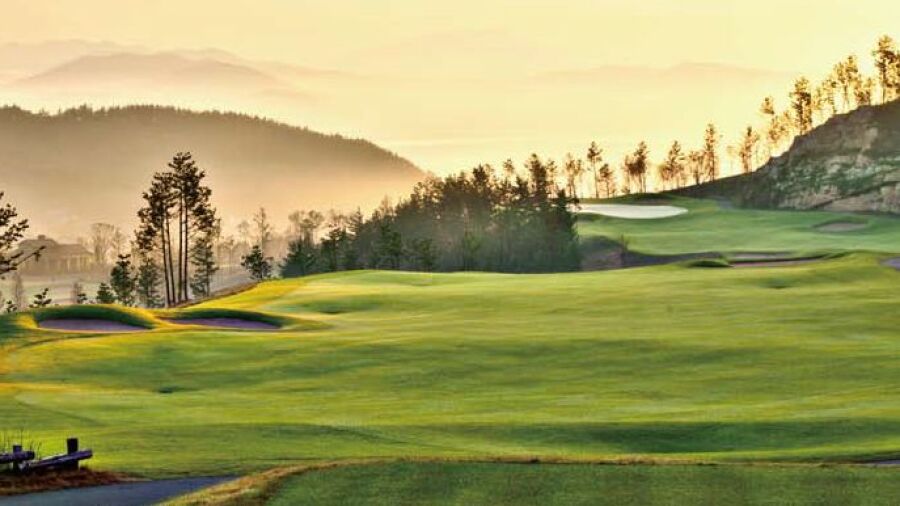 Golden Bay Golf Resort - Mountain