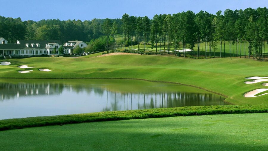 Hawk's Ridge: Clubhouse