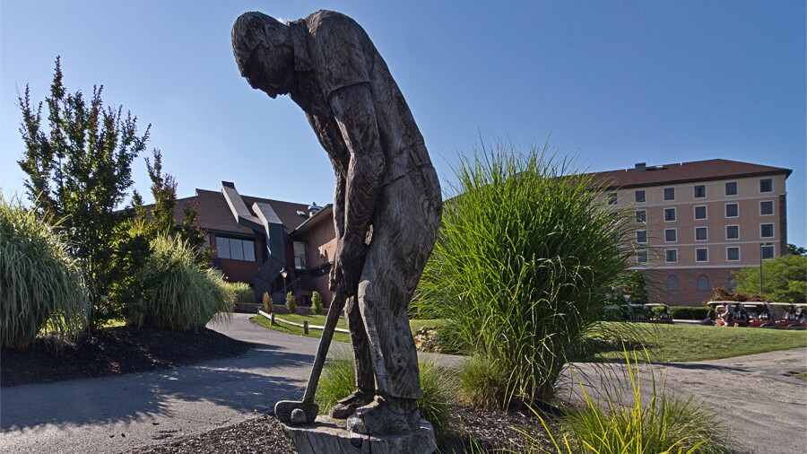 Heritage Hills Golf Course - statue