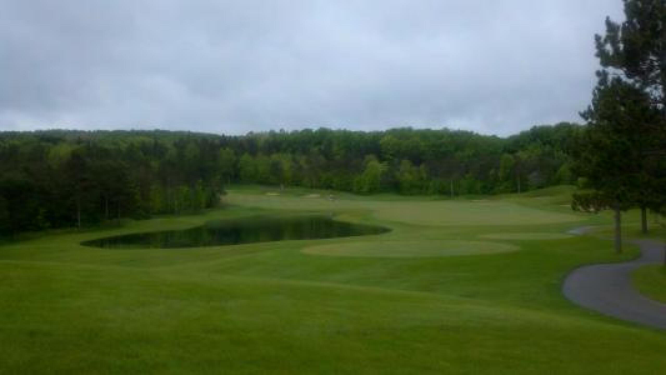 Hole 1 (Photo submitted by mjbrady on 05/25/2013)