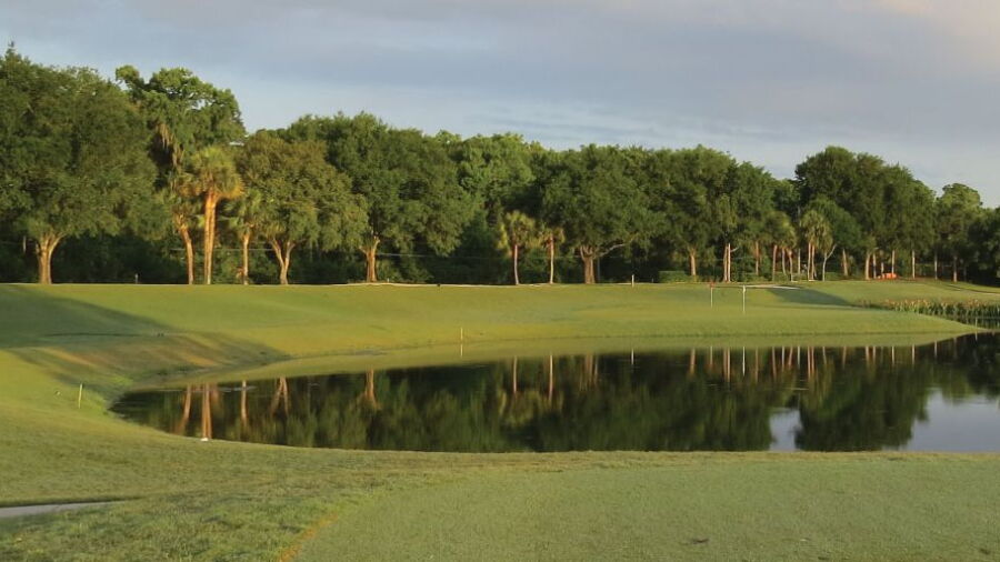 Bishops Gate Golf & Lakeside Community