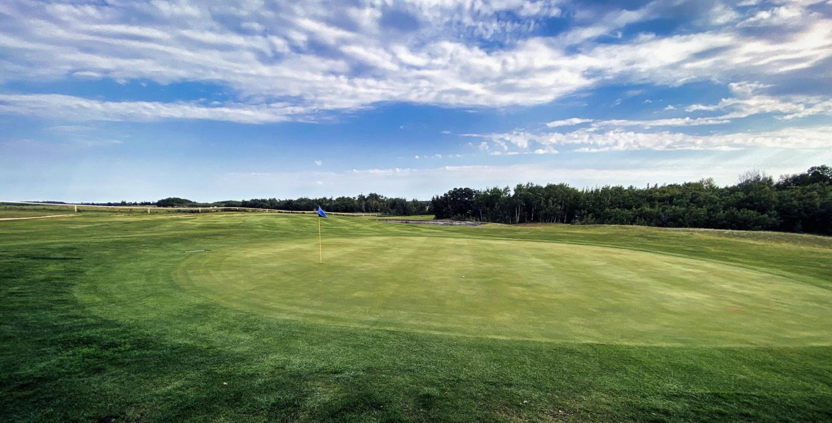 Hughenden GC, Hole 7, Par 3, 173 yds (Photo submitted by DYakimec on 08/05/2023)