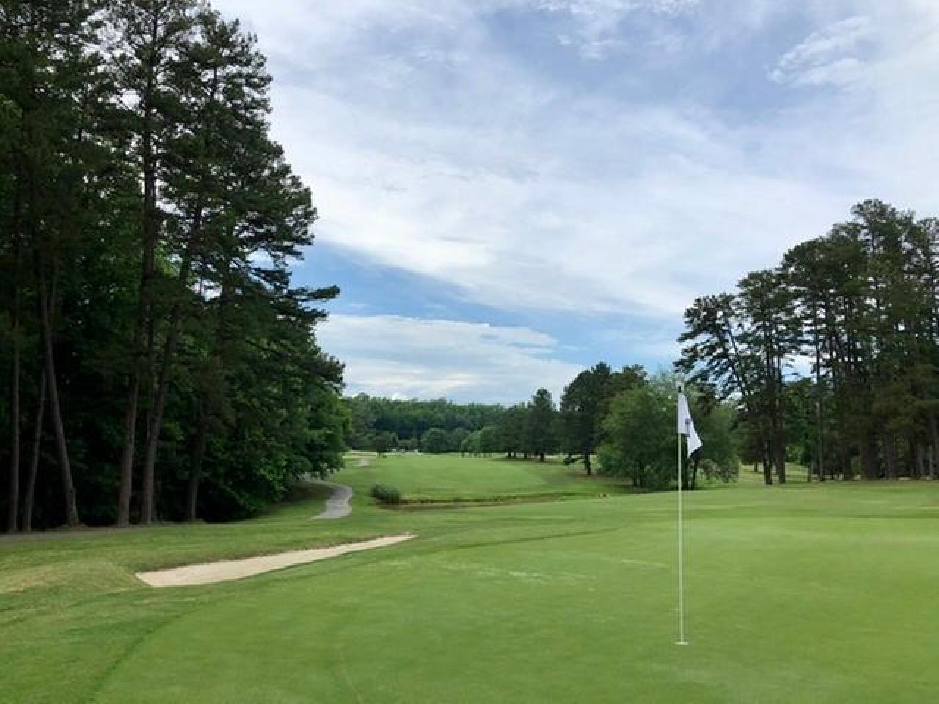 From behind the par-4 10th (Photo submitted by BrandonWebb on 05/29/2020)