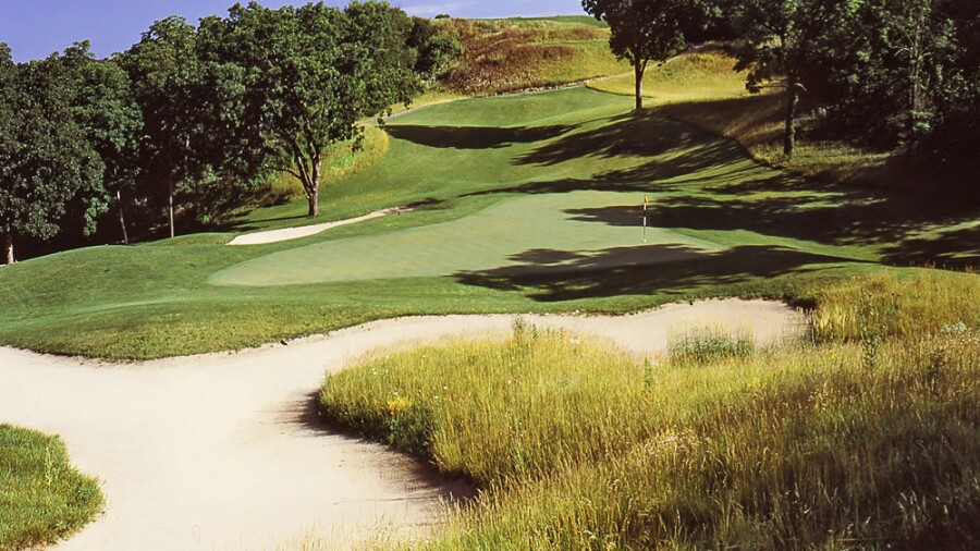 Como Crossings Course - Hawk's View G.C. - hole 17