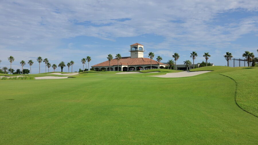 Tokyo Bayside GC: Clubhouse