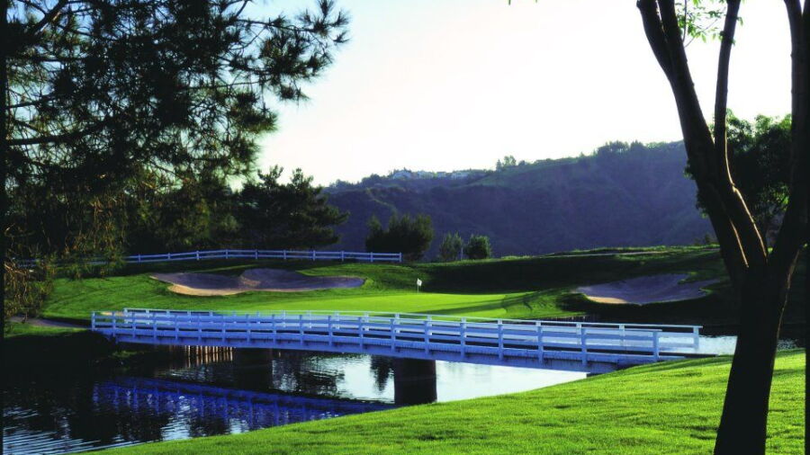 Mountain Gate CC