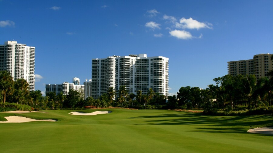 Soffer golf course at Turnberry Isle - Ocean