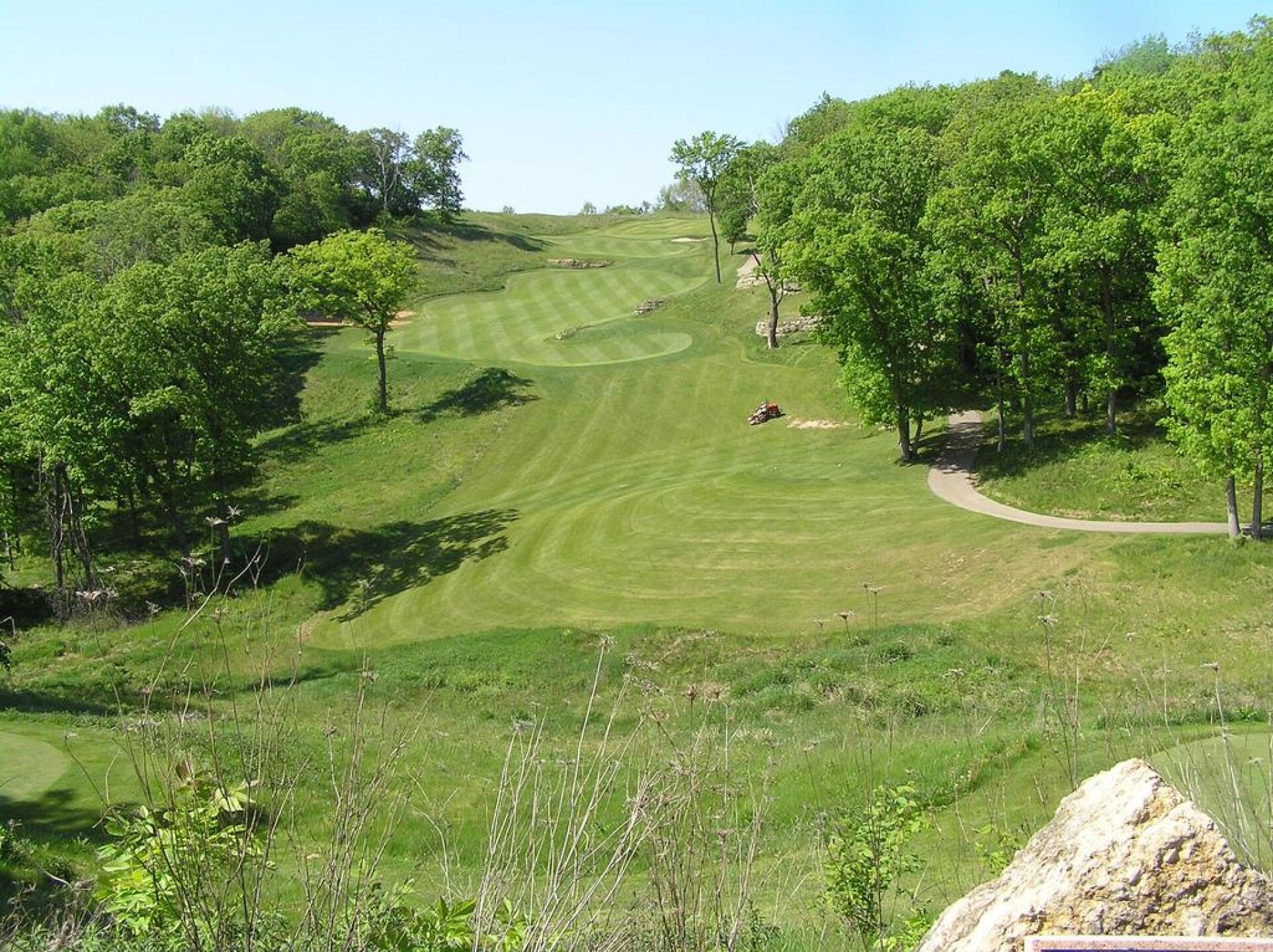 #17 Par 4 (Photo submitted by BryanTweed16 on 07/23/2015)