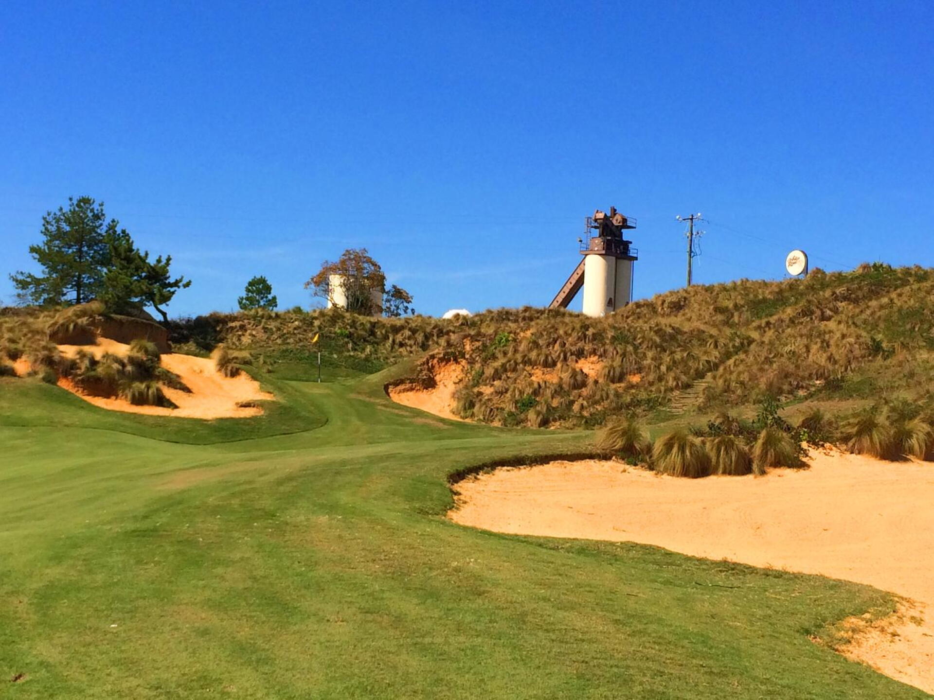 No. 13 approach (Photo submitted by MikeBaileyGolf on 10/23/2017)