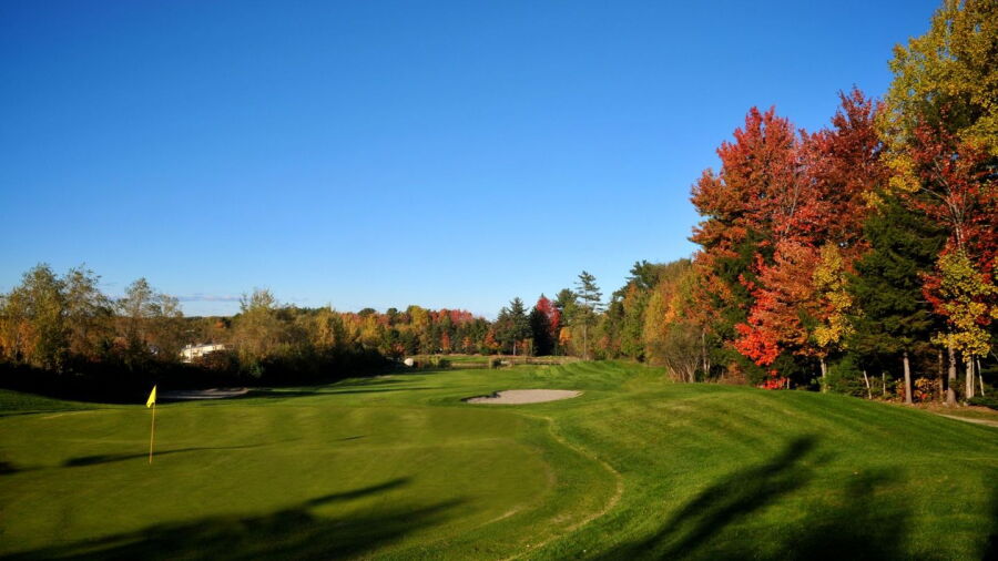 Traditions GC - Island Green Golf Center