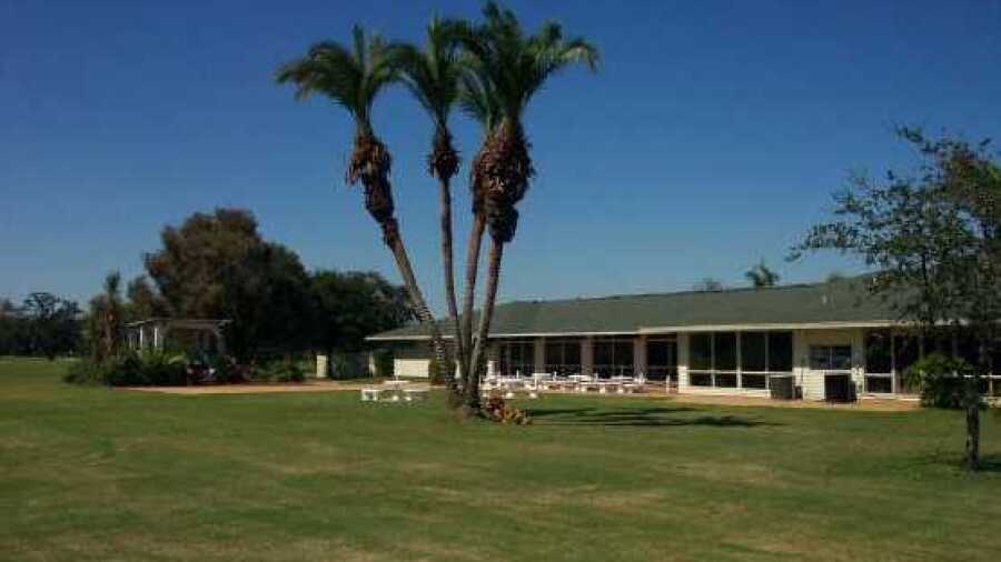 East Bay GC: Clubhouse