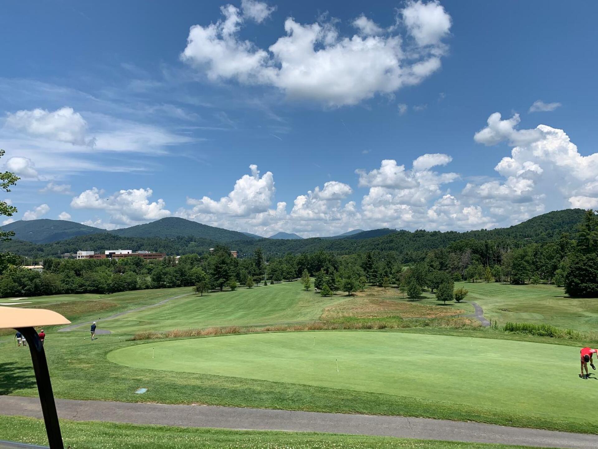 View from above the putting green with #1 on the left and #7 on the right (Photo submitted by realasudxgift on 07/18/2020)