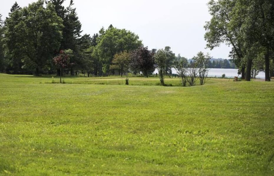 Pike Lake Golf & Beach Club in Duluth, Minnesota, USA GolfPass