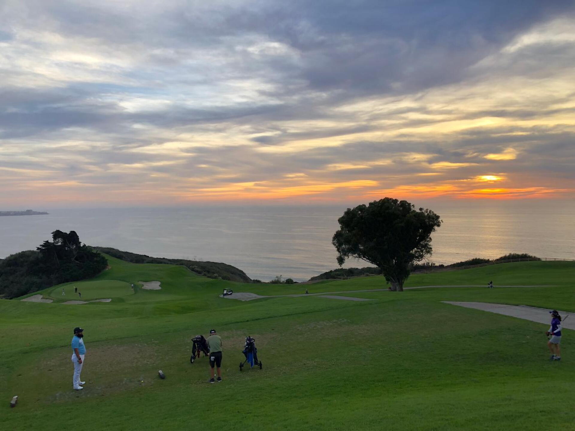 Par 3 #15 (Photo submitted by THEMAN1116 on 11/02/2018)