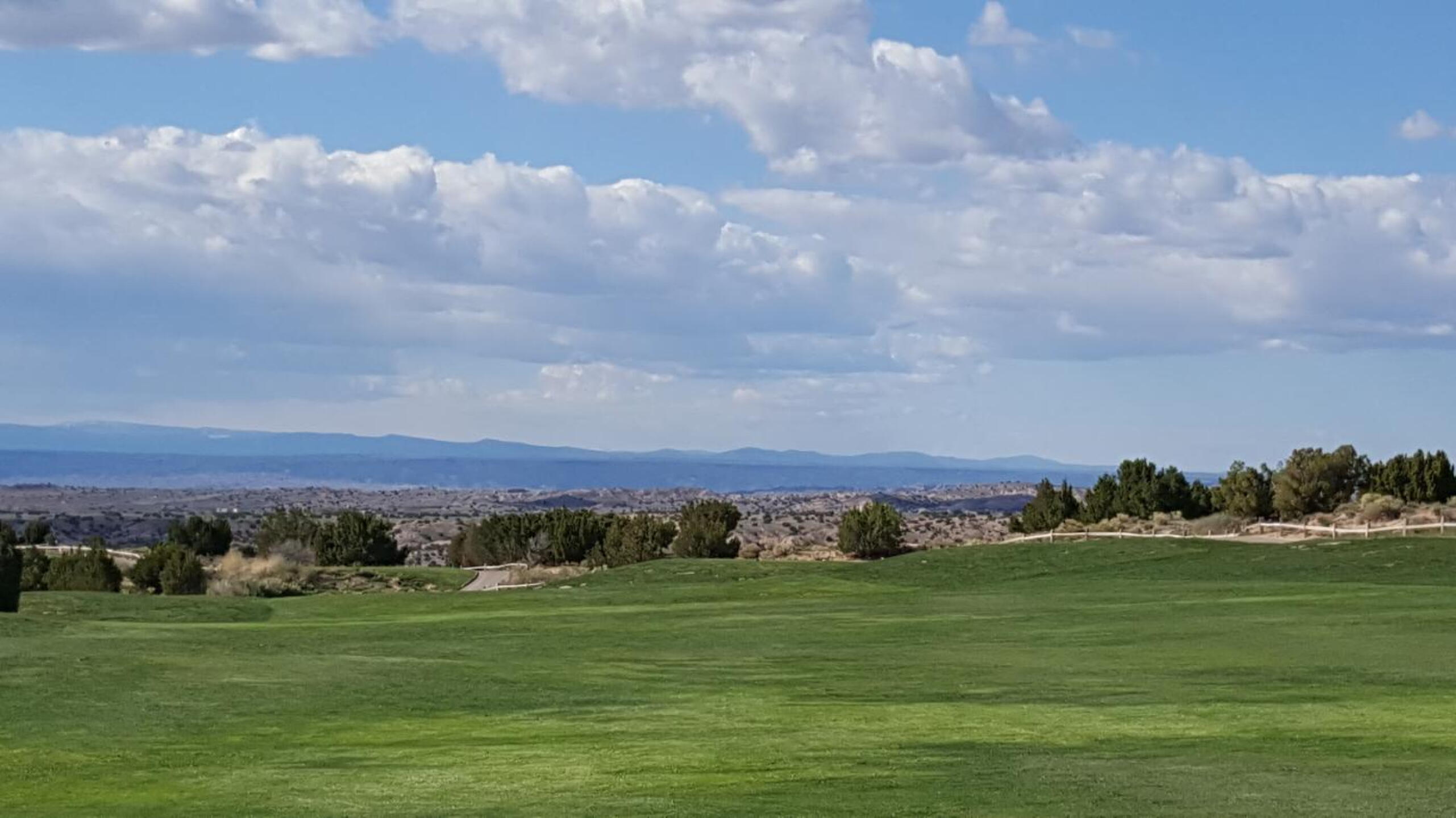 Fairway view (Photo submitted by AnnemarieM on 04/26/2019)