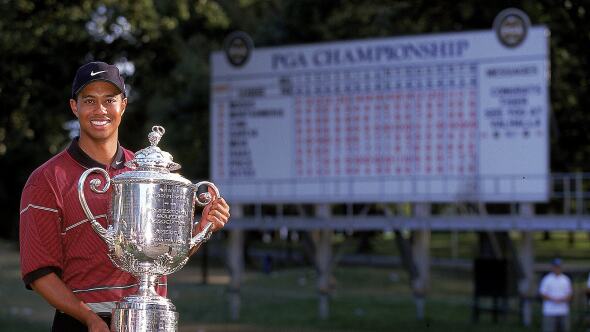 woods-1920-pga99-trophy.jpg