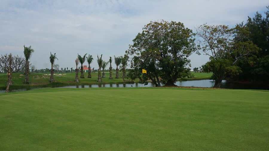 Artitaya Golf & Resort - Friends: #3