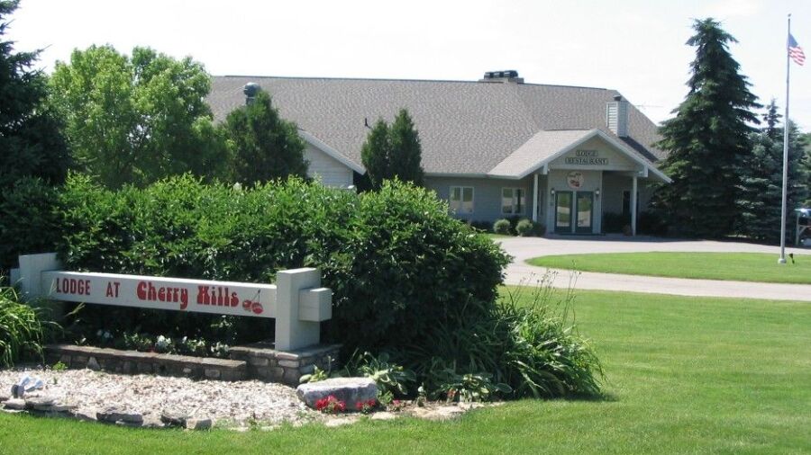 Cherry Hills Lodge & GC: Clubhouse
