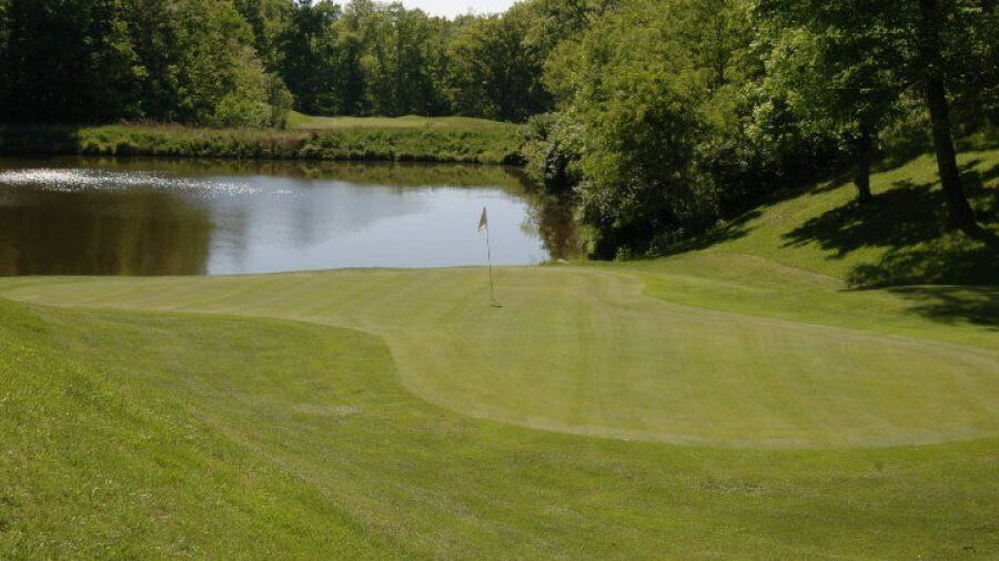Grand Oak GC: #17