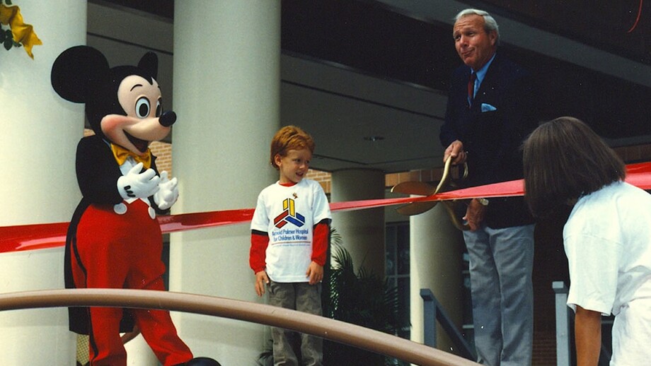 Arnold Palmer - Orlando ribbon cutting