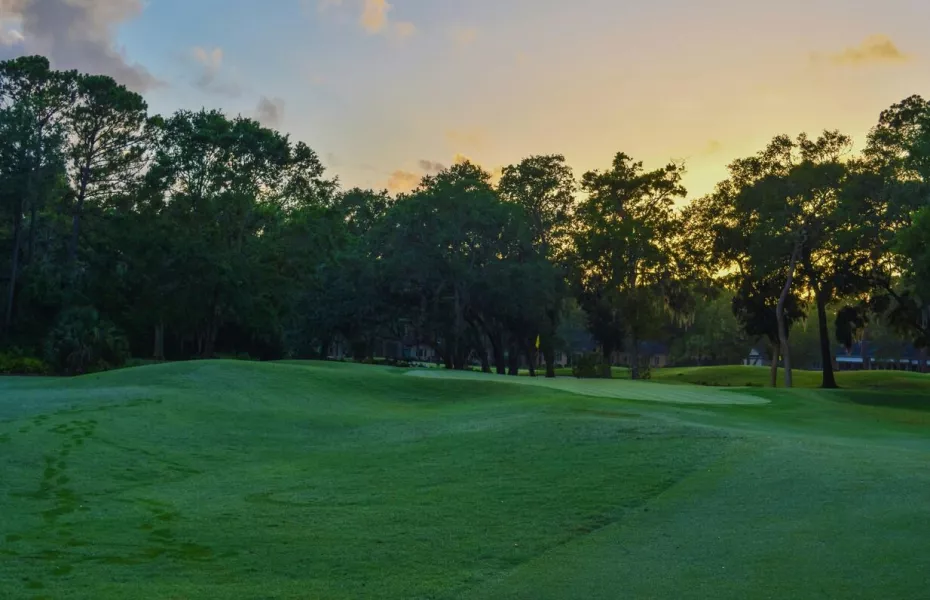 Tres Volcanes GCC